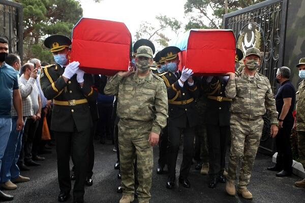 Zakir Həsənov şəhid generalla vida mərasimində